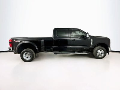 2026 Ford Super Duty F-350 DRW Base