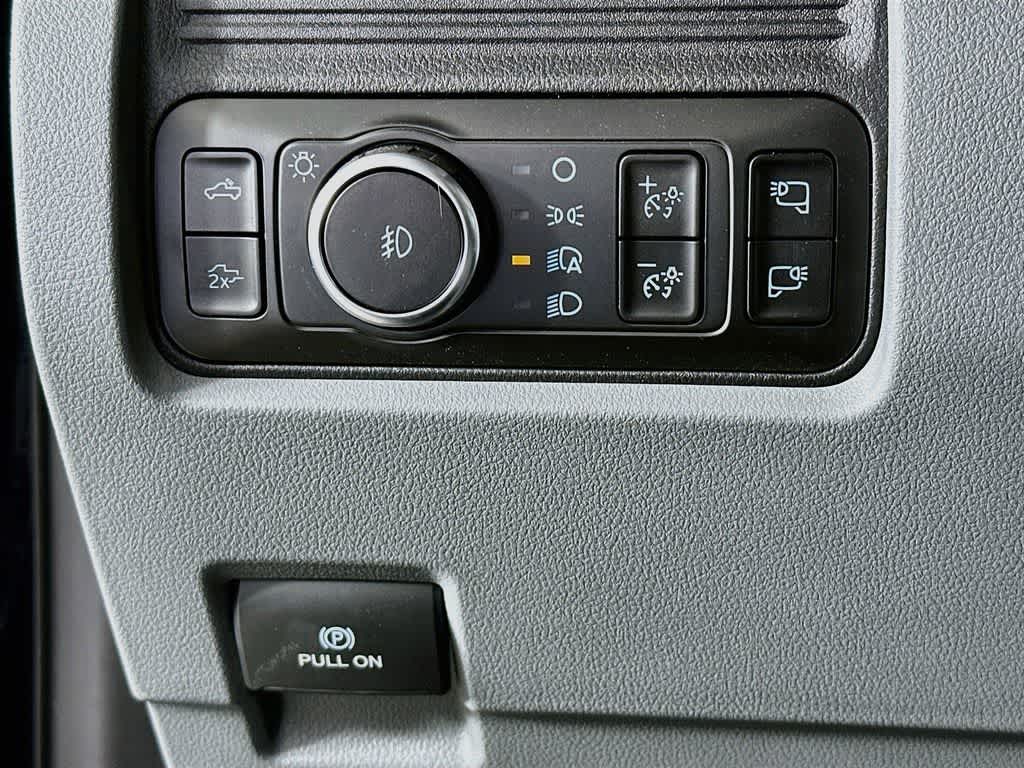 2026 Ford Super Duty F-350 DRW Base