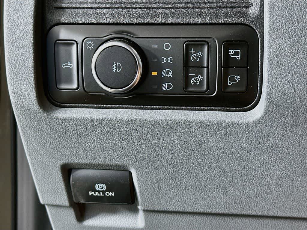 2026 Ford Super Duty F-350 DRW Pickup XLT