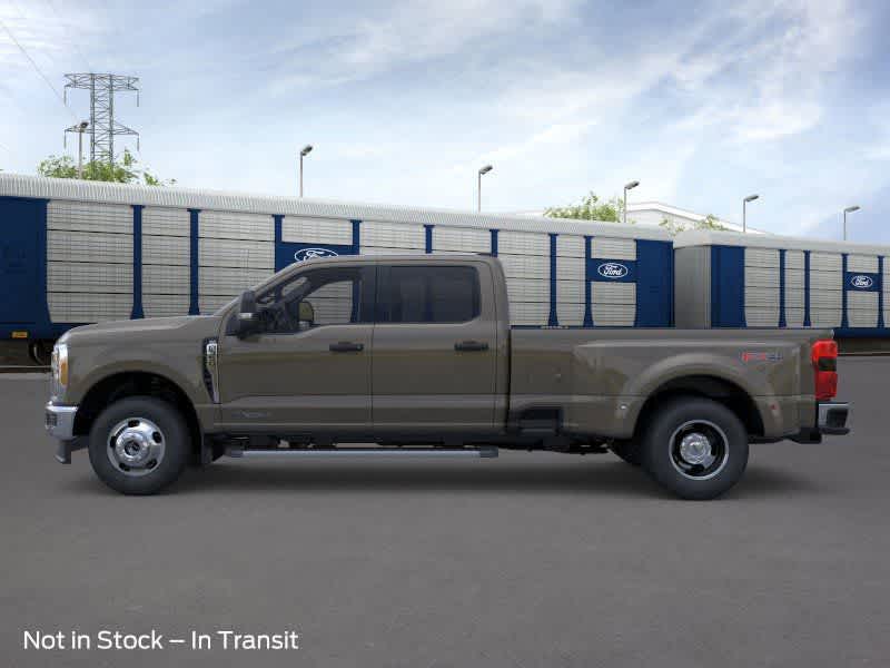 2026 Ford Super Duty F-350 DRW Pickup XLT