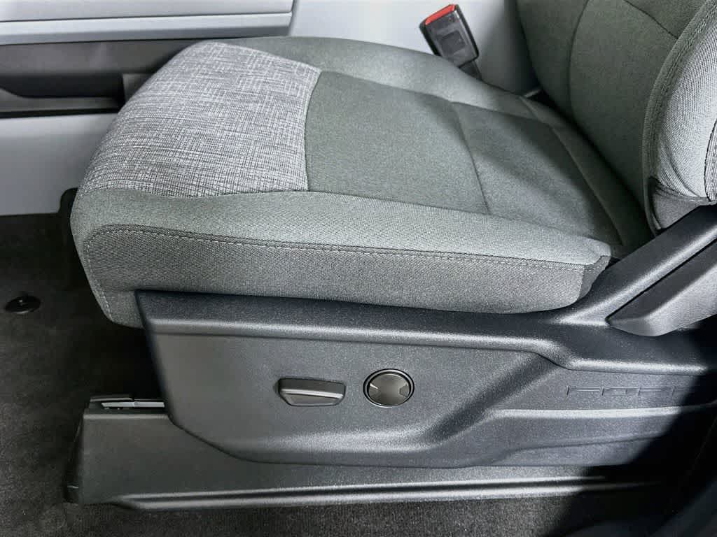 2026 Ford Super Duty F-350 DRW Pickup XLT