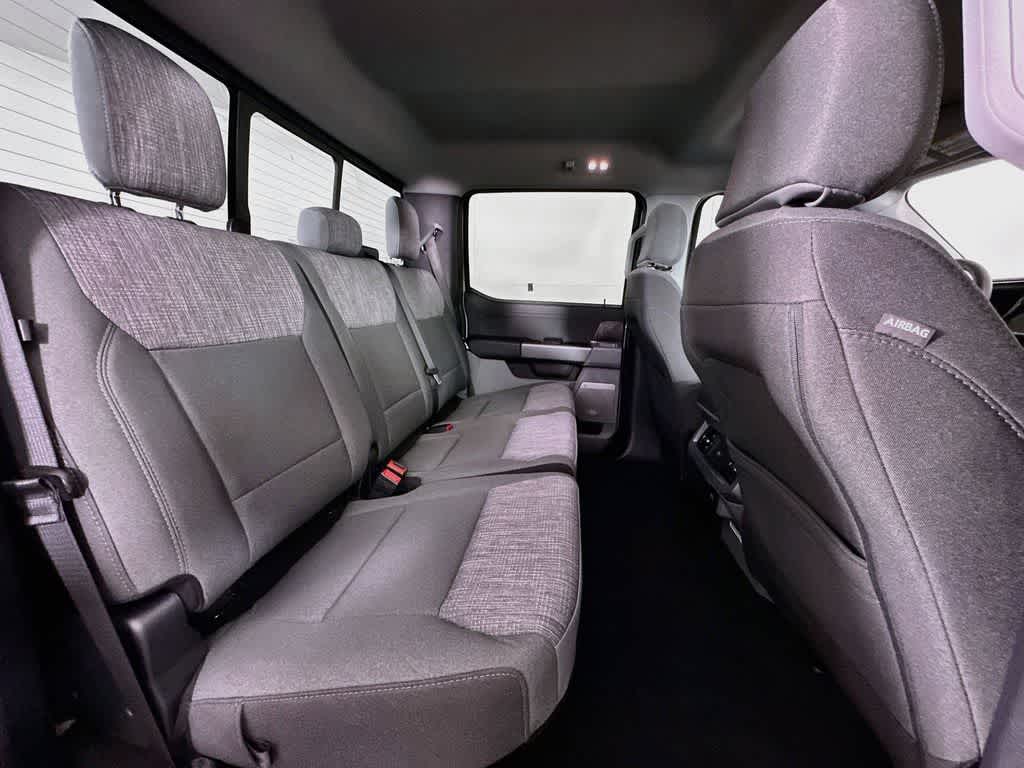 2026 Ford Super Duty F-350 DRW Pickup XLT