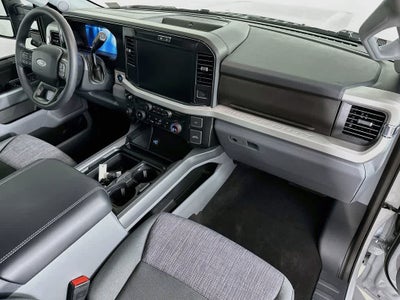 2026 Ford Super Duty F-350 DRW Pickup XLT