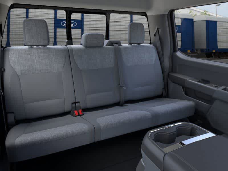 2026 Ford Super Duty F-350 DRW Pickup XLT