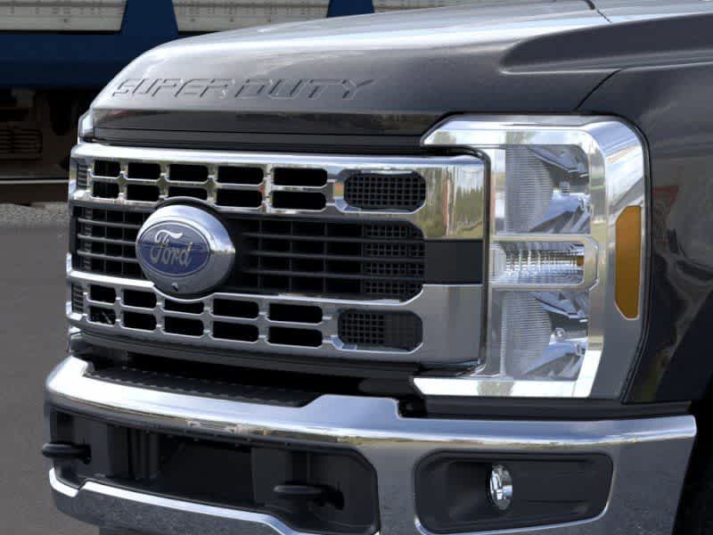 2026 Ford Super Duty F-350 DRW Pickup XLT