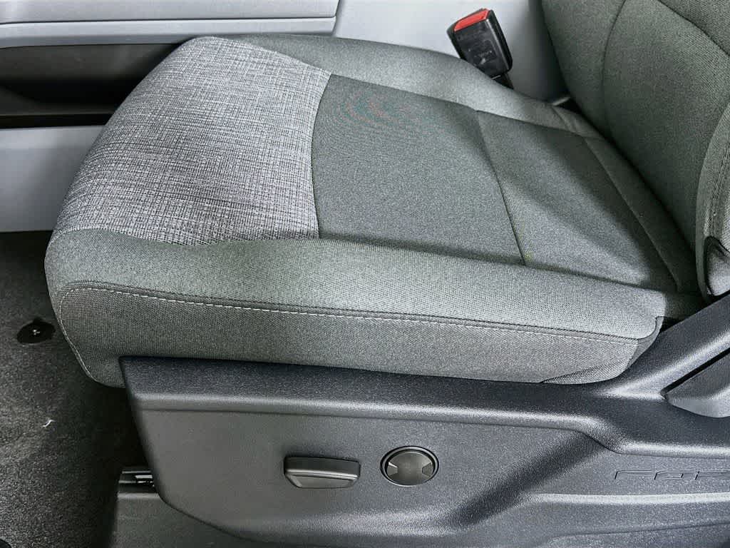 2026 Ford Super Duty F-350 DRW Pickup XLT