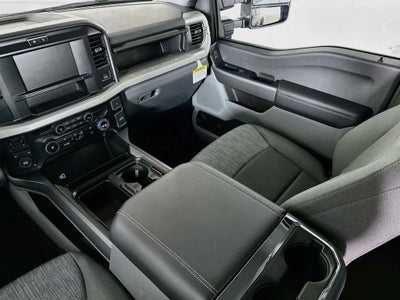 2026 Ford Super Duty F-350 DRW Pickup XLT