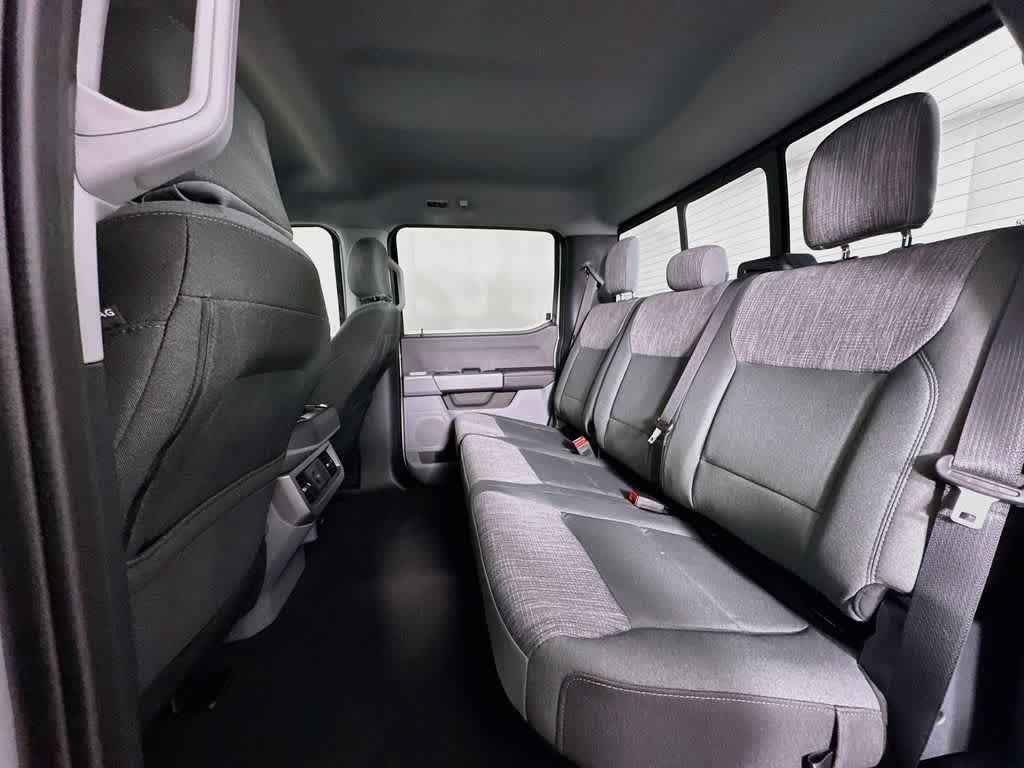 2026 Ford Super Duty F-350 DRW Pickup XLT