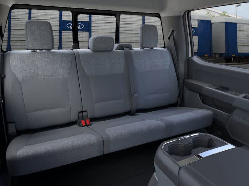 2026 Ford Super Duty F-350 DRW Pickup XLT