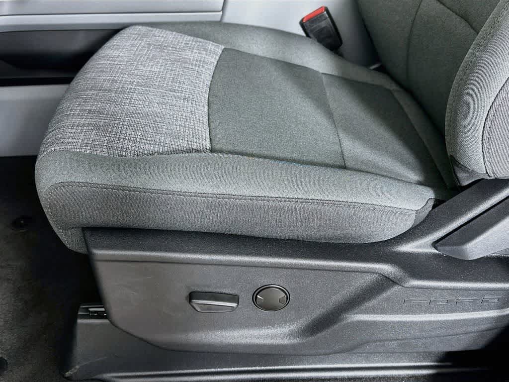 2026 Ford Super Duty F-350 DRW Pickup XLT