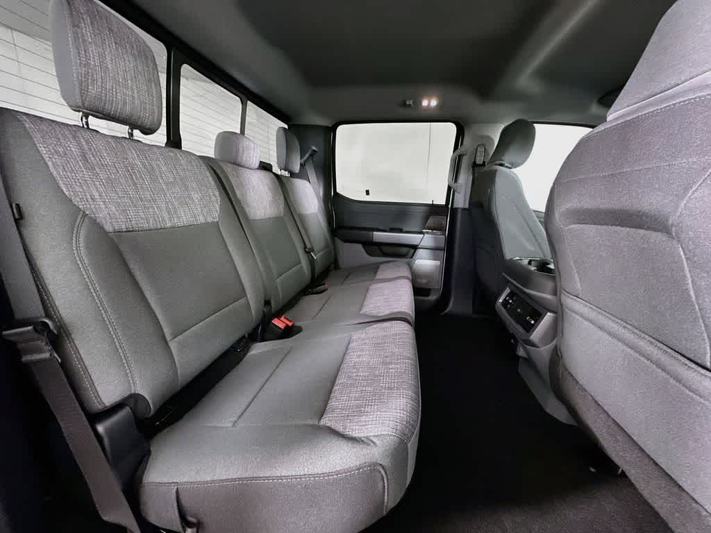 2026 Ford Super Duty F-350 DRW Pickup XLT