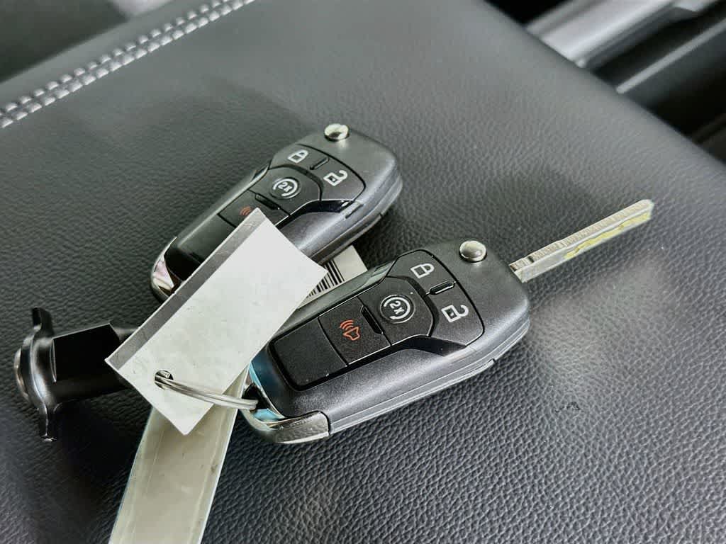 2026 Ford Super Duty F-350 DRW Pickup XLT