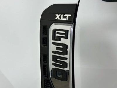 2026 Ford Super Duty F-350 DRW Pickup XLT