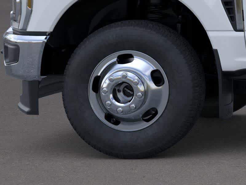 2026 Ford Super Duty F-350 DRW Base