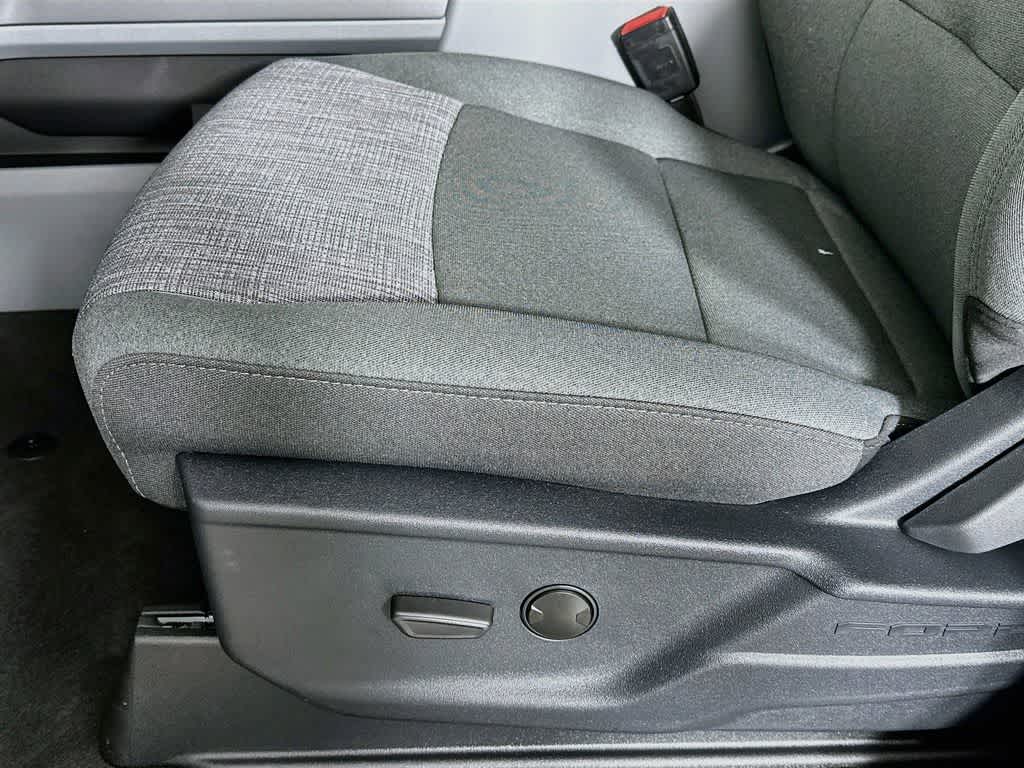 2026 Ford Super Duty F-350 DRW Base