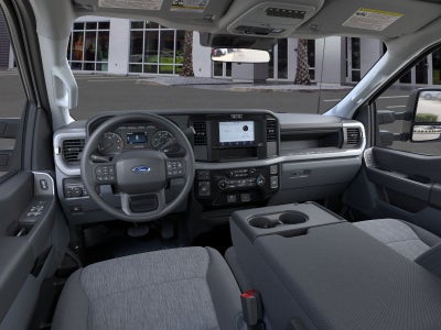 2026 Ford Super Duty F-350 DRW XL