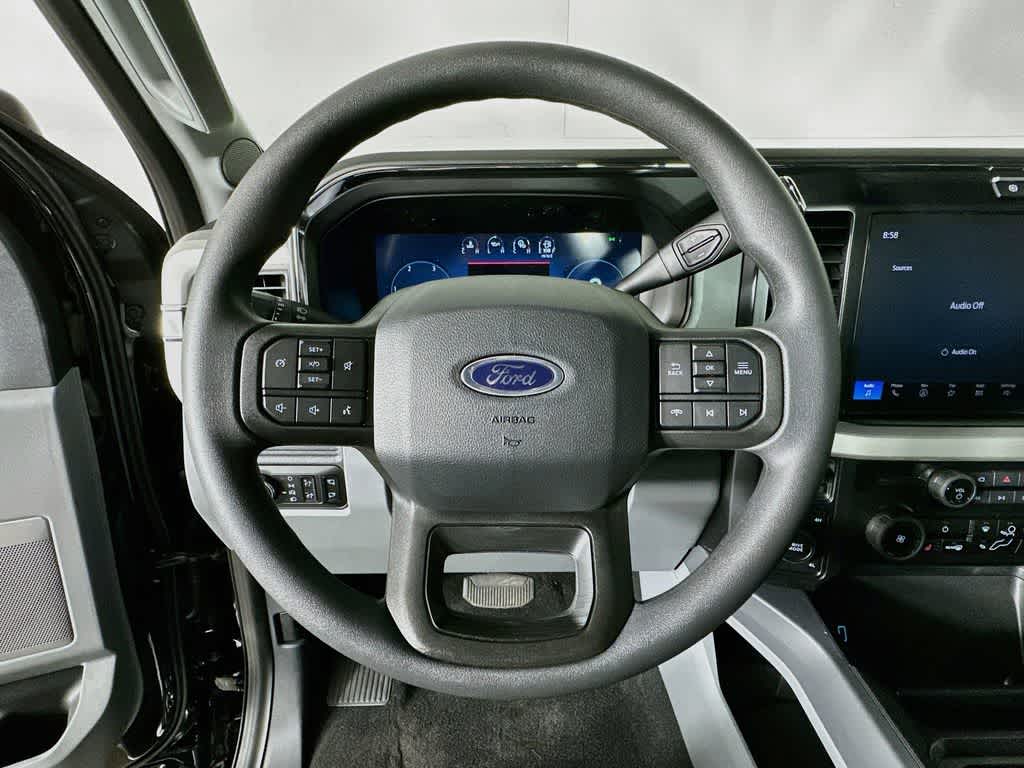 2026 Ford Super Duty F-350 DRW Pickup XLT