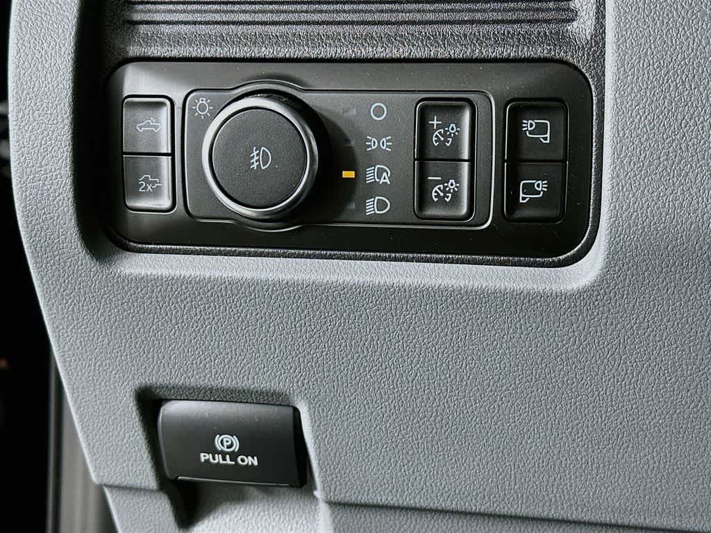 2026 Ford Super Duty F-350 DRW Pickup XLT