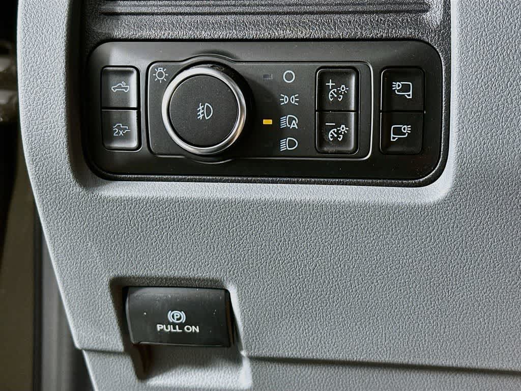 2026 Ford Super Duty F-350 DRW Pickup XLT