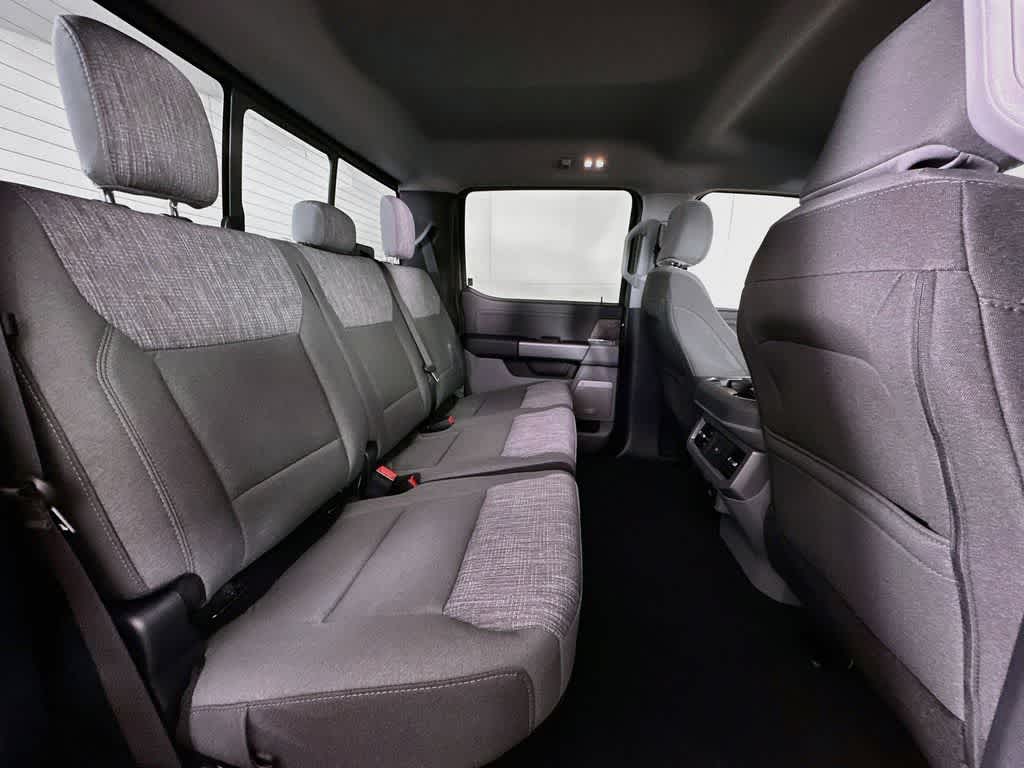 2026 Ford Super Duty F-350 DRW Pickup XLT
