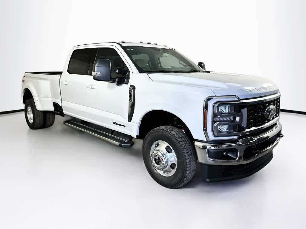 2026 Ford Super Duty F-350 DRW Pickup XLT