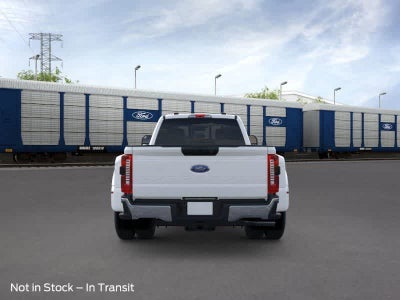 2026 Ford Super Duty F-350 DRW Pickup XLT