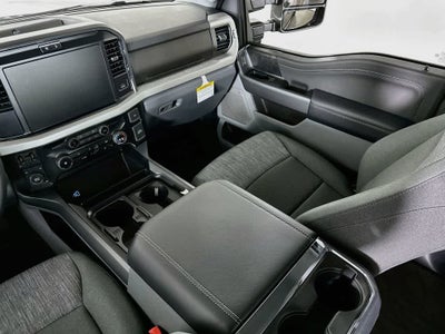 2026 Ford Super Duty F-350 DRW Pickup XLT