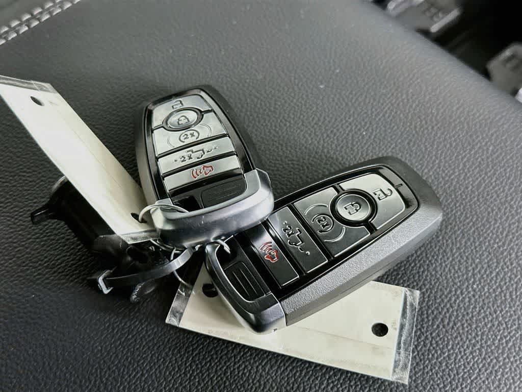 2026 Ford Super Duty F-350 DRW Pickup XLT