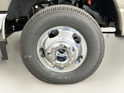 2026 Ford Super Duty F-350 DRW Pickup XLT