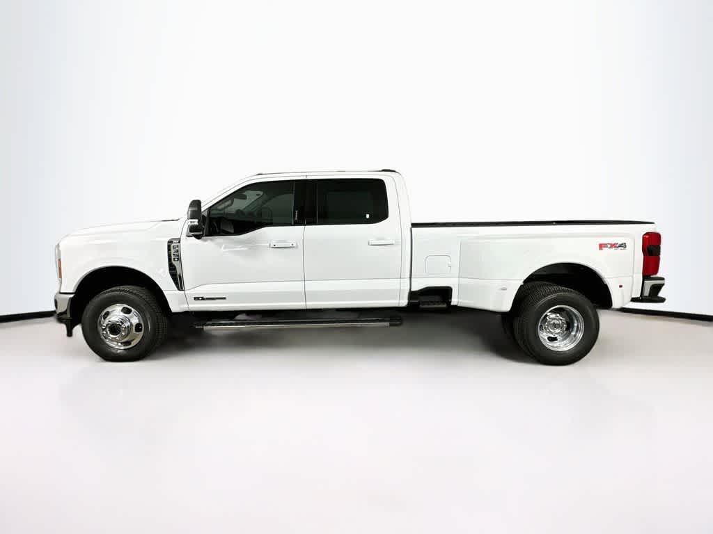 2026 Ford Super Duty F-350 DRW Pickup XLT