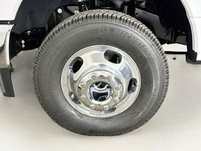 2026 Ford Super Duty F-350 DRW Pickup XLT