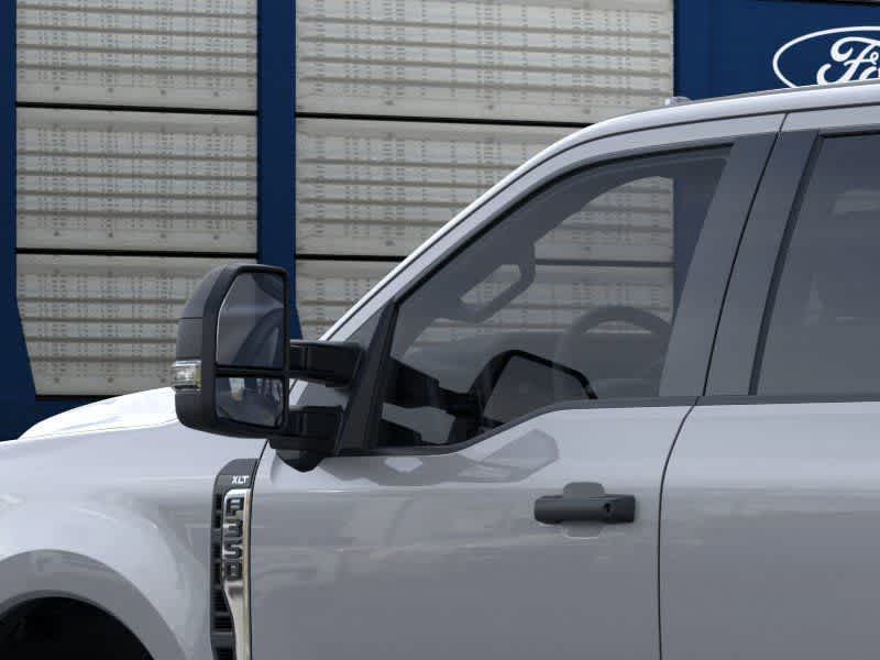 2026 Ford Super Duty F-350 DRW Pickup XLT