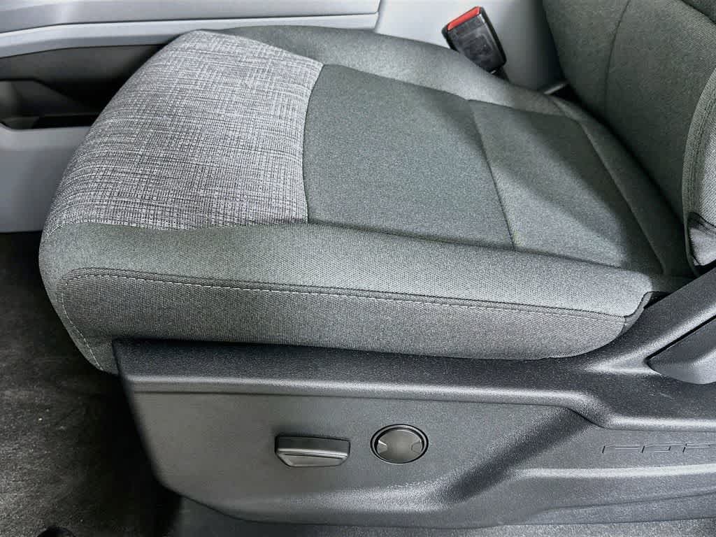 2026 Ford Super Duty F-350 DRW Pickup XLT