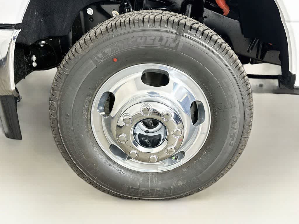 2026 Ford Super Duty F-350 DRW Pickup XLT