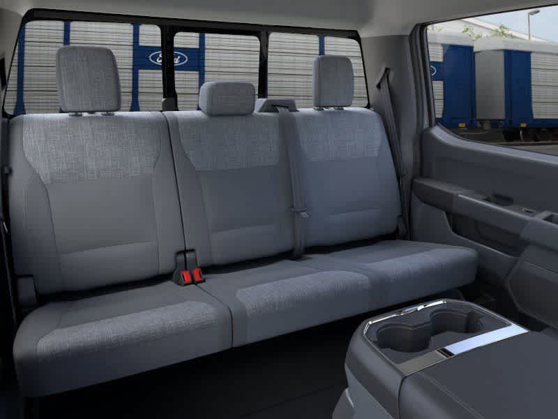 2026 Ford Super Duty F-350 DRW Pickup XLT