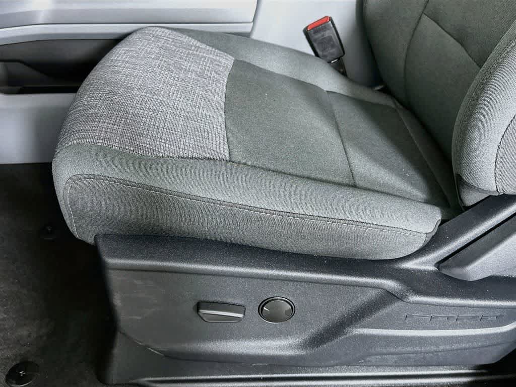 2026 Ford Super Duty F-350 DRW Pickup XLT