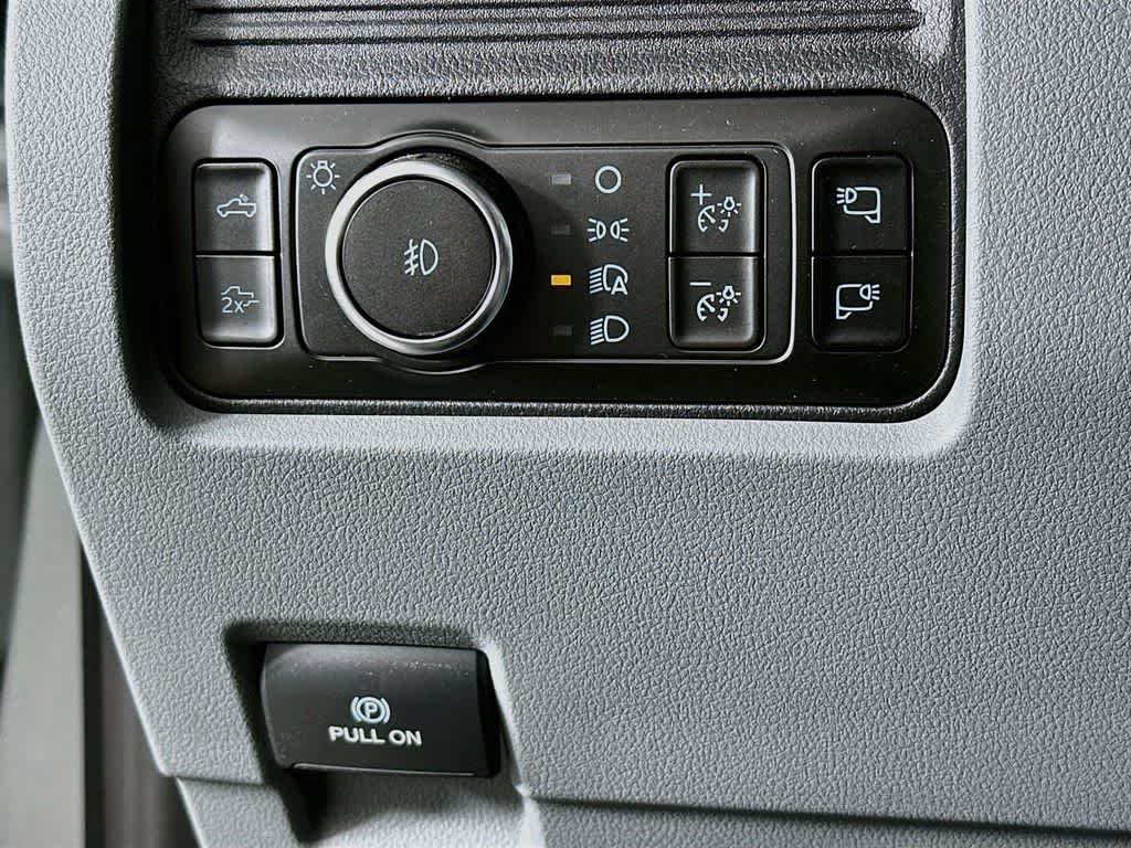 2026 Ford Super Duty F-350 DRW Pickup XLT