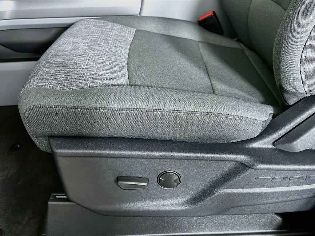2026 Ford Super Duty F-350 DRW Pickup XLT