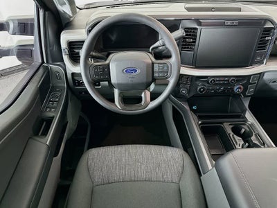 2026 Ford Super Duty F-350 DRW Pickup XLT