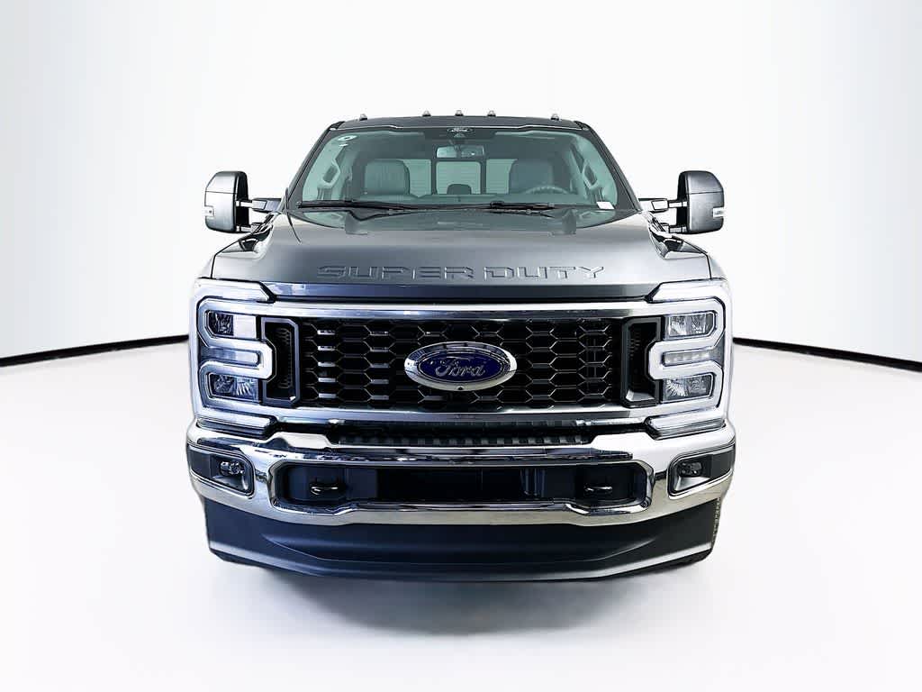 2026 Ford Super Duty F-350 DRW Pickup XLT