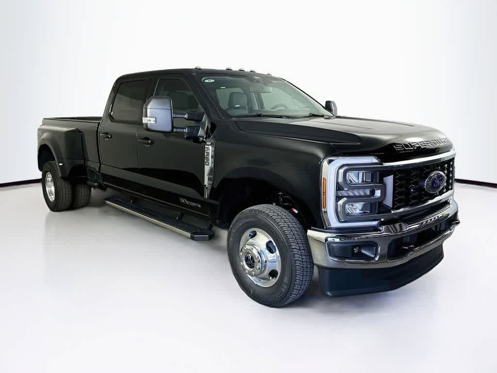 2026 Ford Super Duty F-350 DRW Base