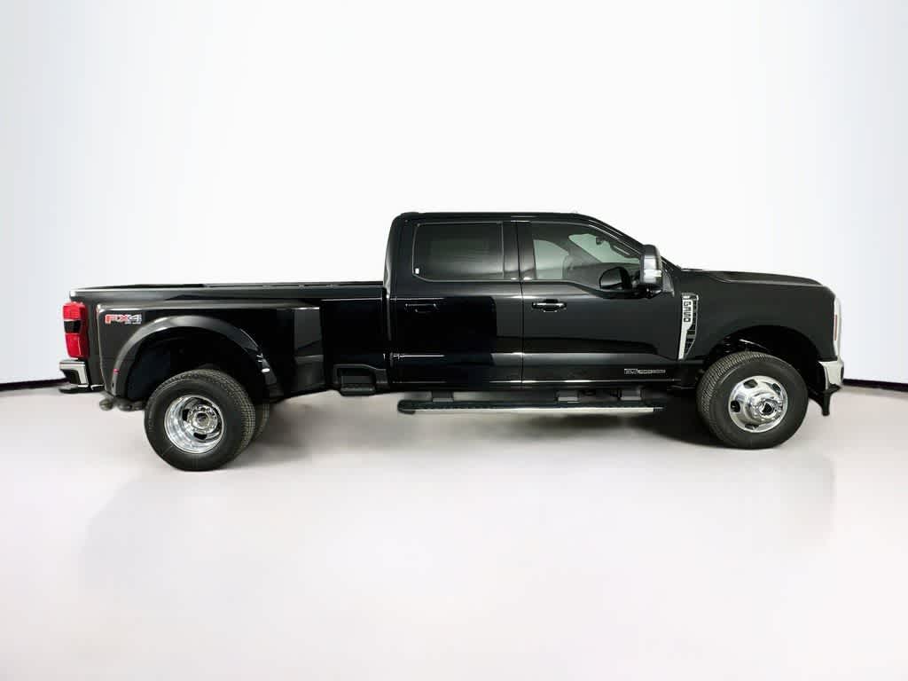 2026 Ford Super Duty F-350 DRW Base