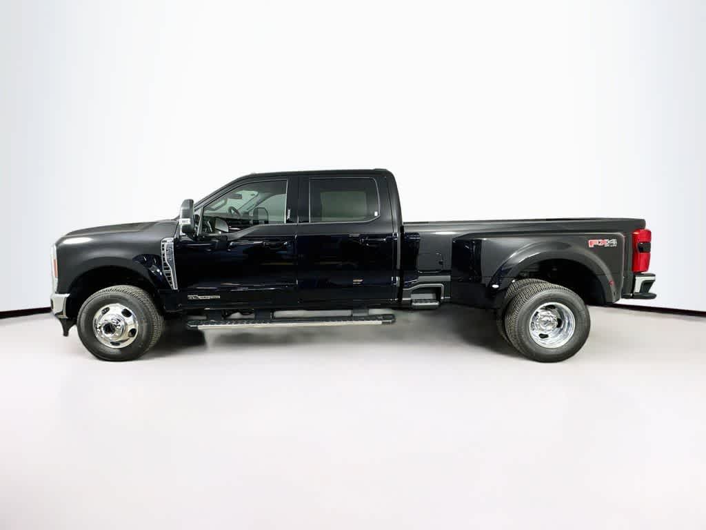 2026 Ford Super Duty F-350 DRW Base