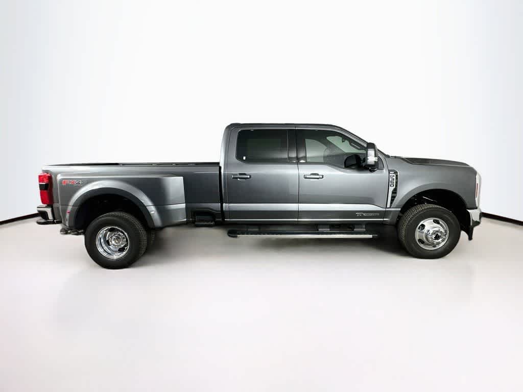 2026 Ford Super Duty F-350 DRW Pickup XLT