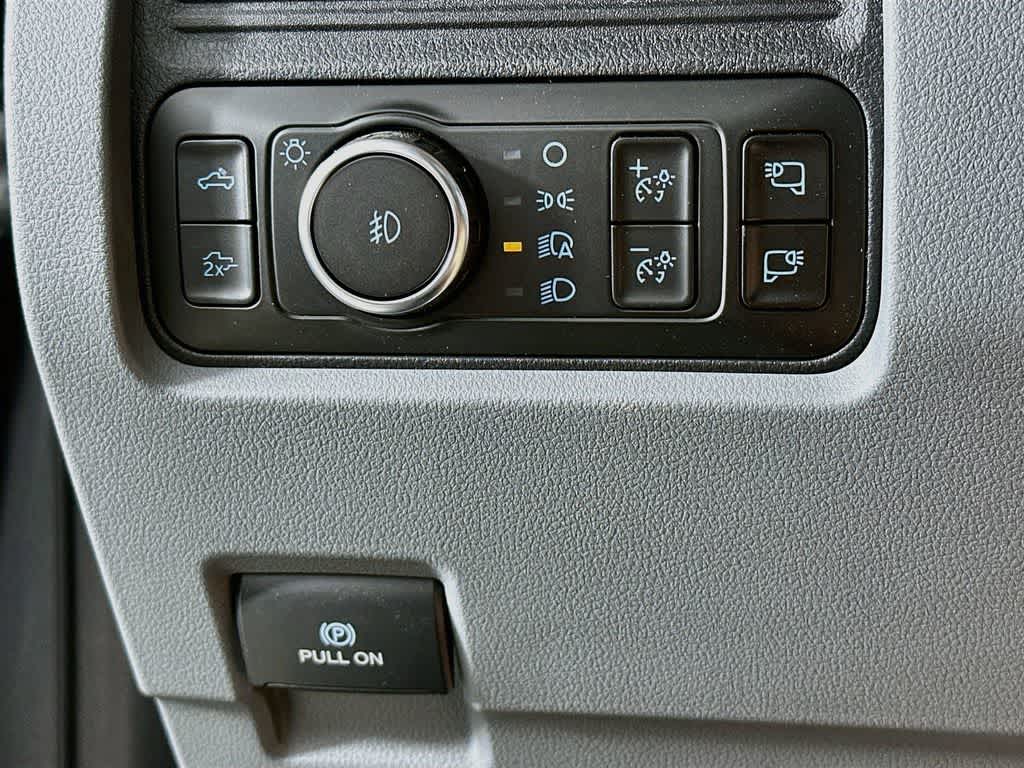 2026 Ford Super Duty F-350 DRW Pickup XLT