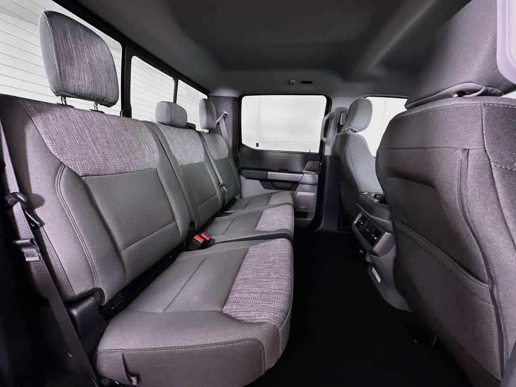2026 Ford Super Duty F-350 DRW Pickup XLT