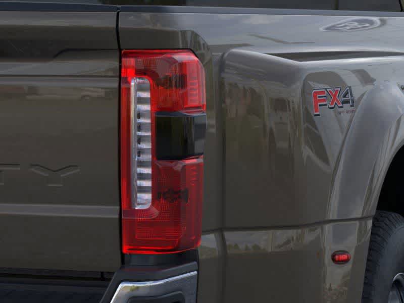 2026 Ford Super Duty F-350 DRW Pickup XLT