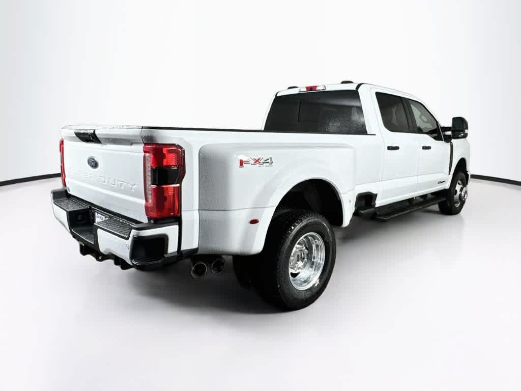 2026 Ford Super Duty F-350 DRW Pickup XL