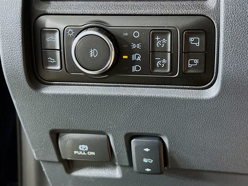 2026 Ford Super Duty F-450 DRW Platinum