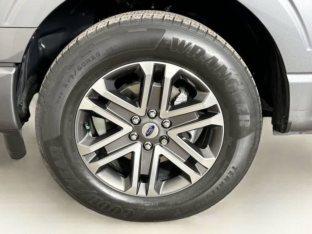 2022 Ford F-150 Base